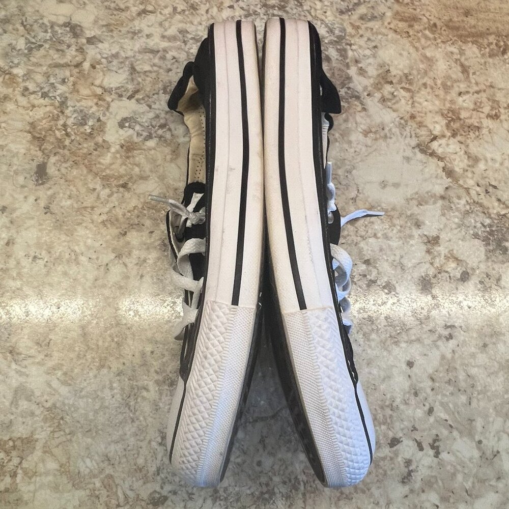 Black Low-top Converse All Star sneakers Womens Size 10.5 - Picture 4 of 7